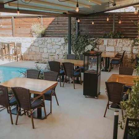 Hostel Scala Šibenik Esterno foto