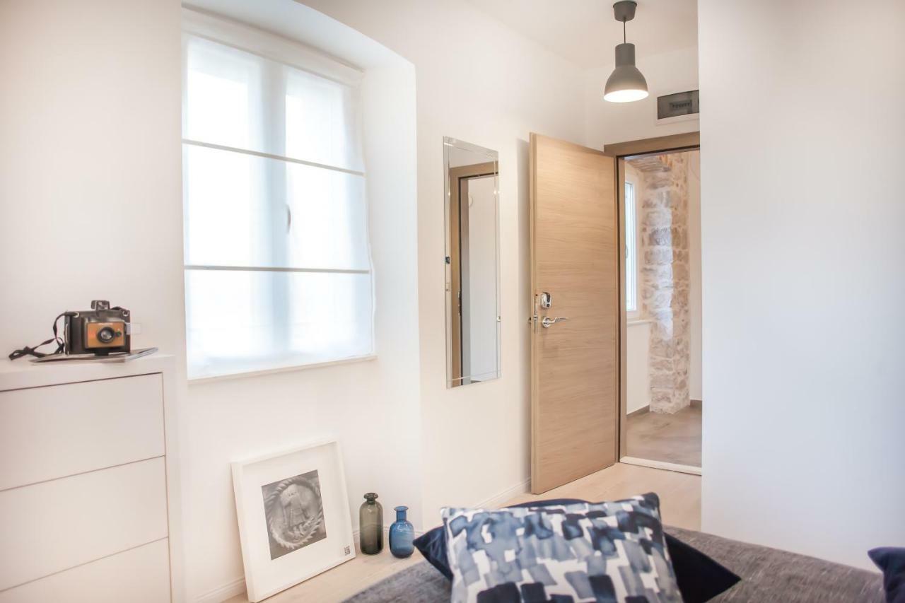 Hostel Scala Šibenik Esterno foto