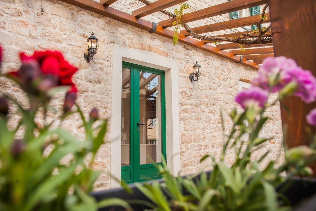 Hostel Scala Šibenik Esterno foto